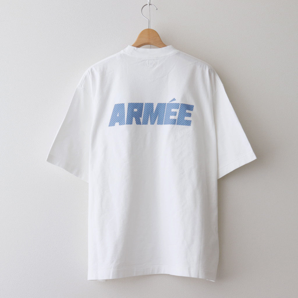 ARMEE Print Tee WIDE #White×Blue-Reflector [bROOTS24S34C]