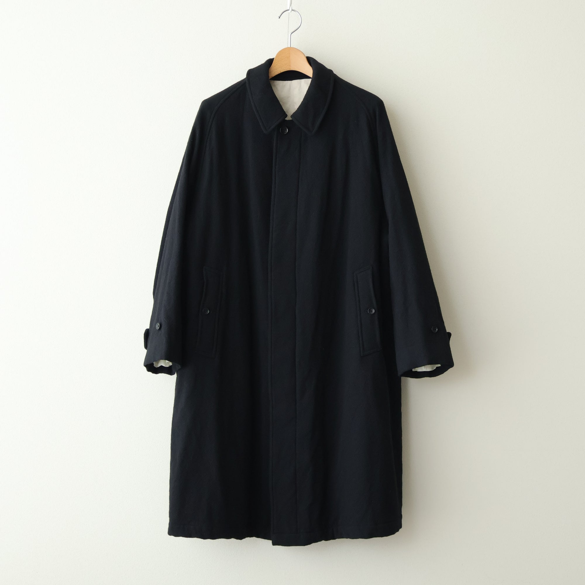 Classic Wool Balmacaan Coat #BlackNavy [BHS25F009] – Diffusion