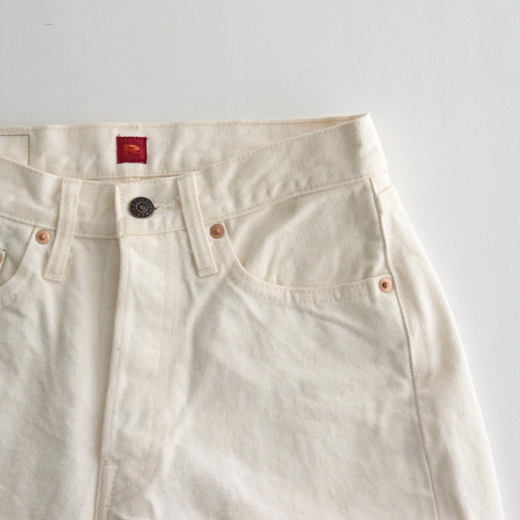 TAPERED STRAIGHT JEANS L31 #94 WHITE [AA710]