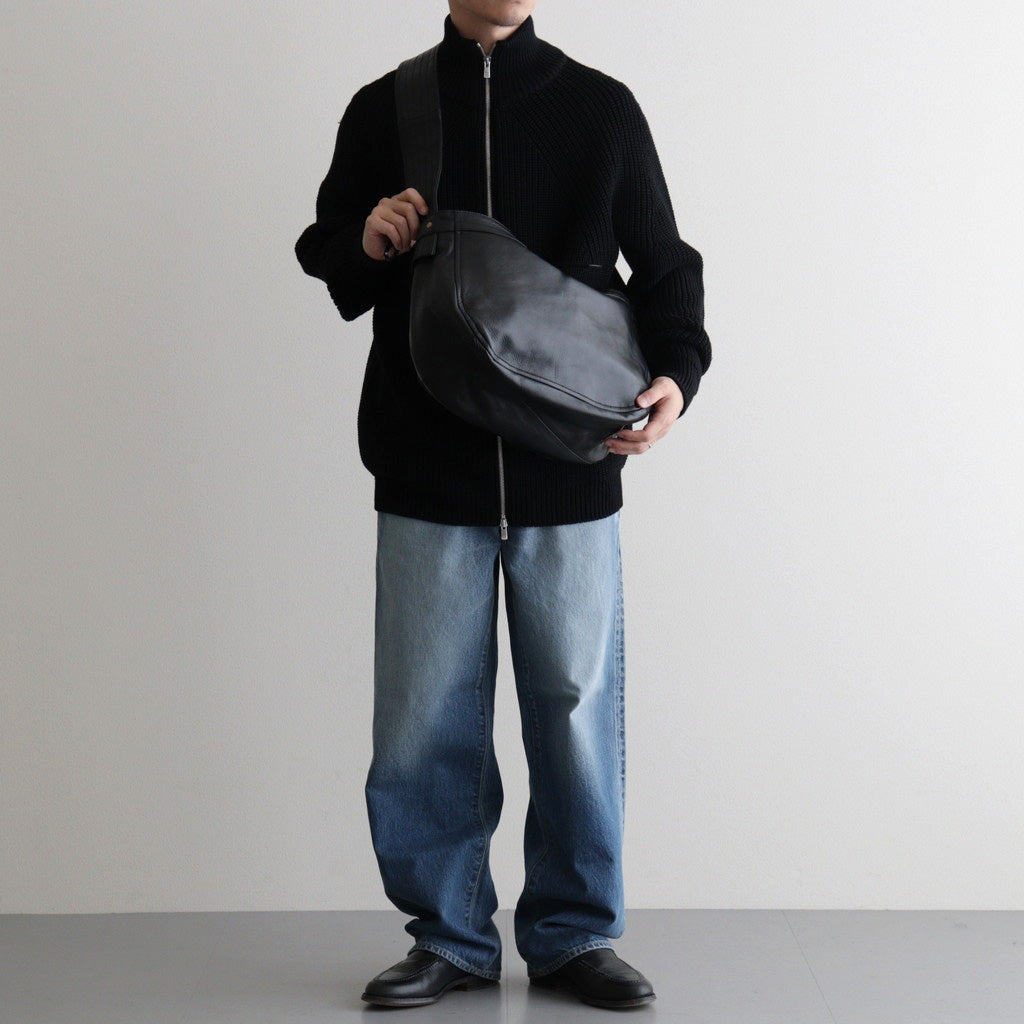 NEWSPAPER BAG M #BLACK [BG-27-C-COW.AN-4]