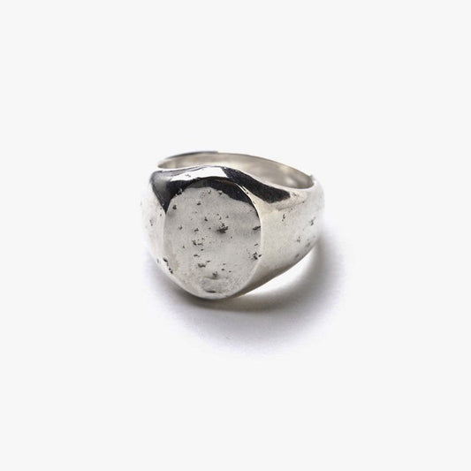 STATE HOUSE OVAL SIGNET RING / HAMMERED #SILVER/WHITE FINISH [OJ-AC02]