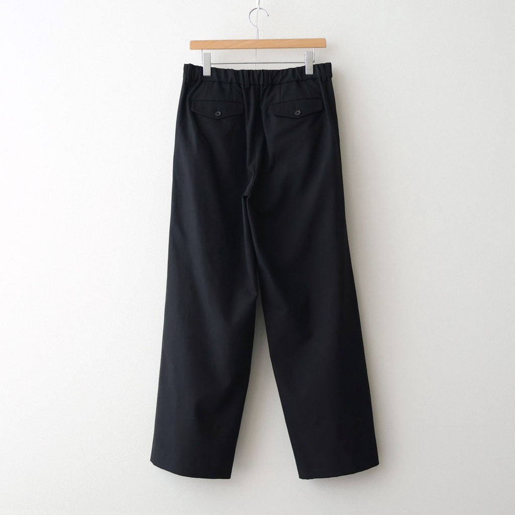 TRIPLE PLEATED WIDE TROUSERS #BLACK [A26A93PT03C]