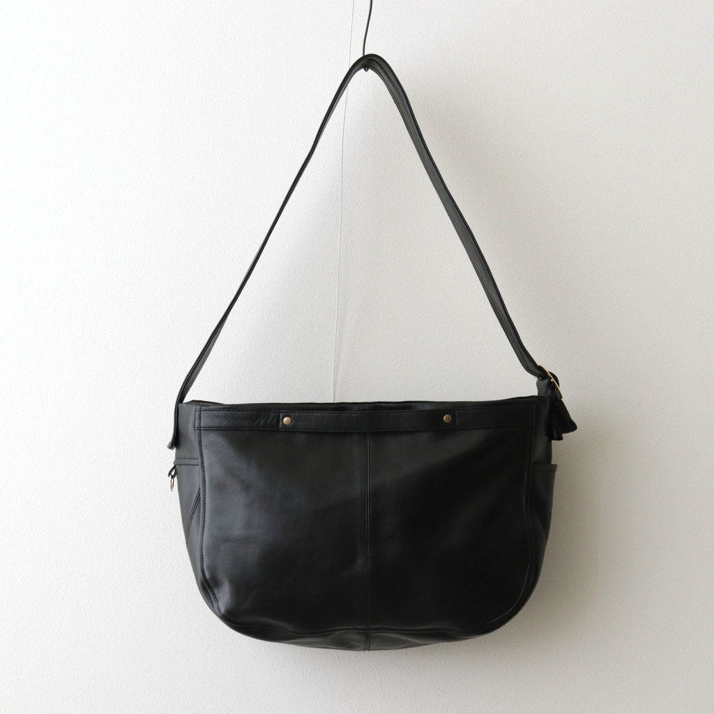 NEW NEWSPAPER BAG M #BLACK [BG-41-C-COW-5] - Diffusion 三重県