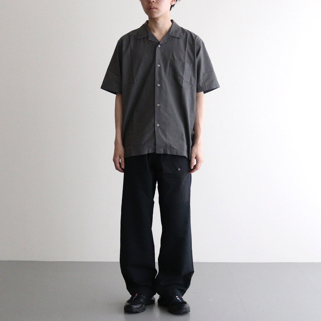 172cm 58kg　size : 32