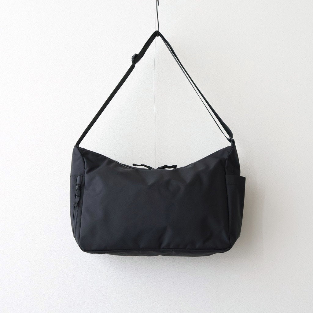 SHOULDER BAG L (LC03) #Black [26s_LC03]