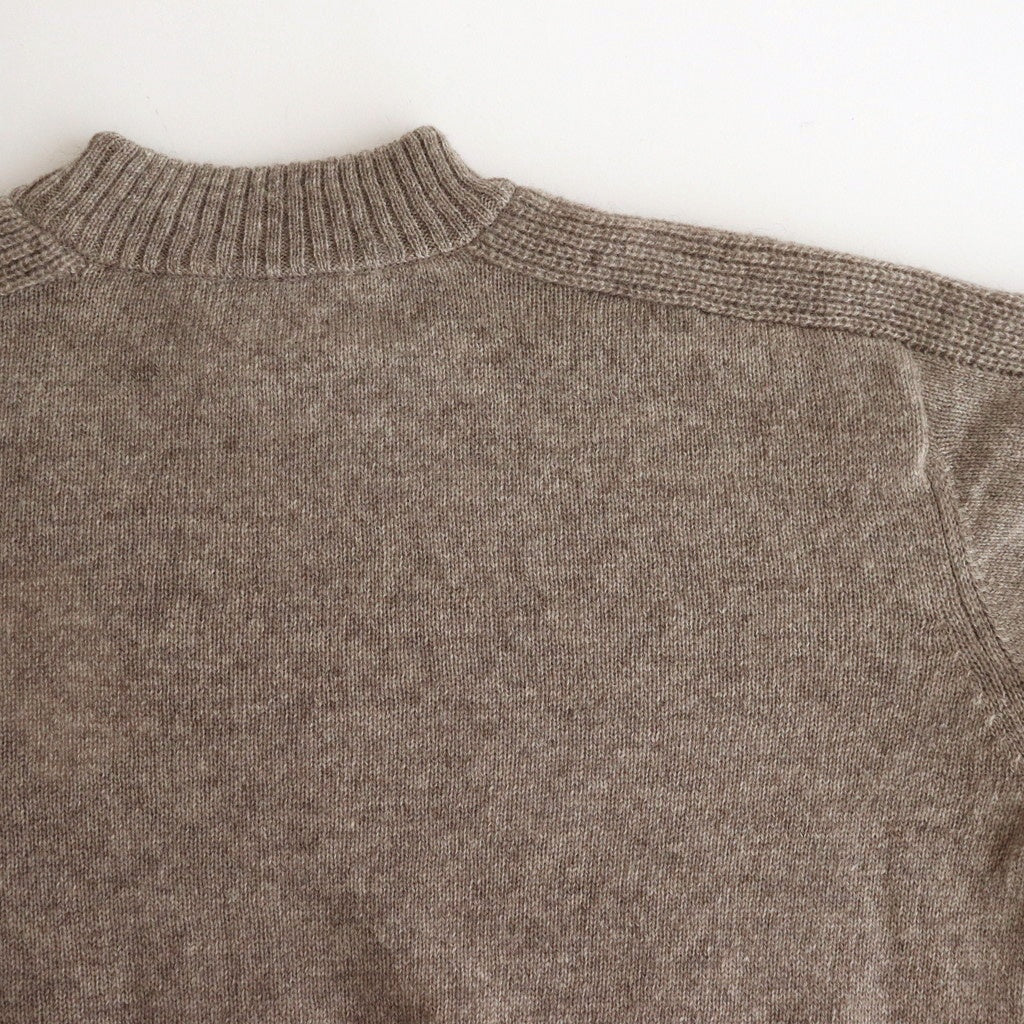 All-yak Crewneck #BEIGE [NEP-AW2408] – Diffusion