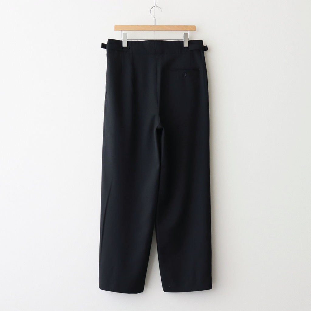 TWO TUCK MILITARY TROUSERS #BLACK [M25C07PT01C]
