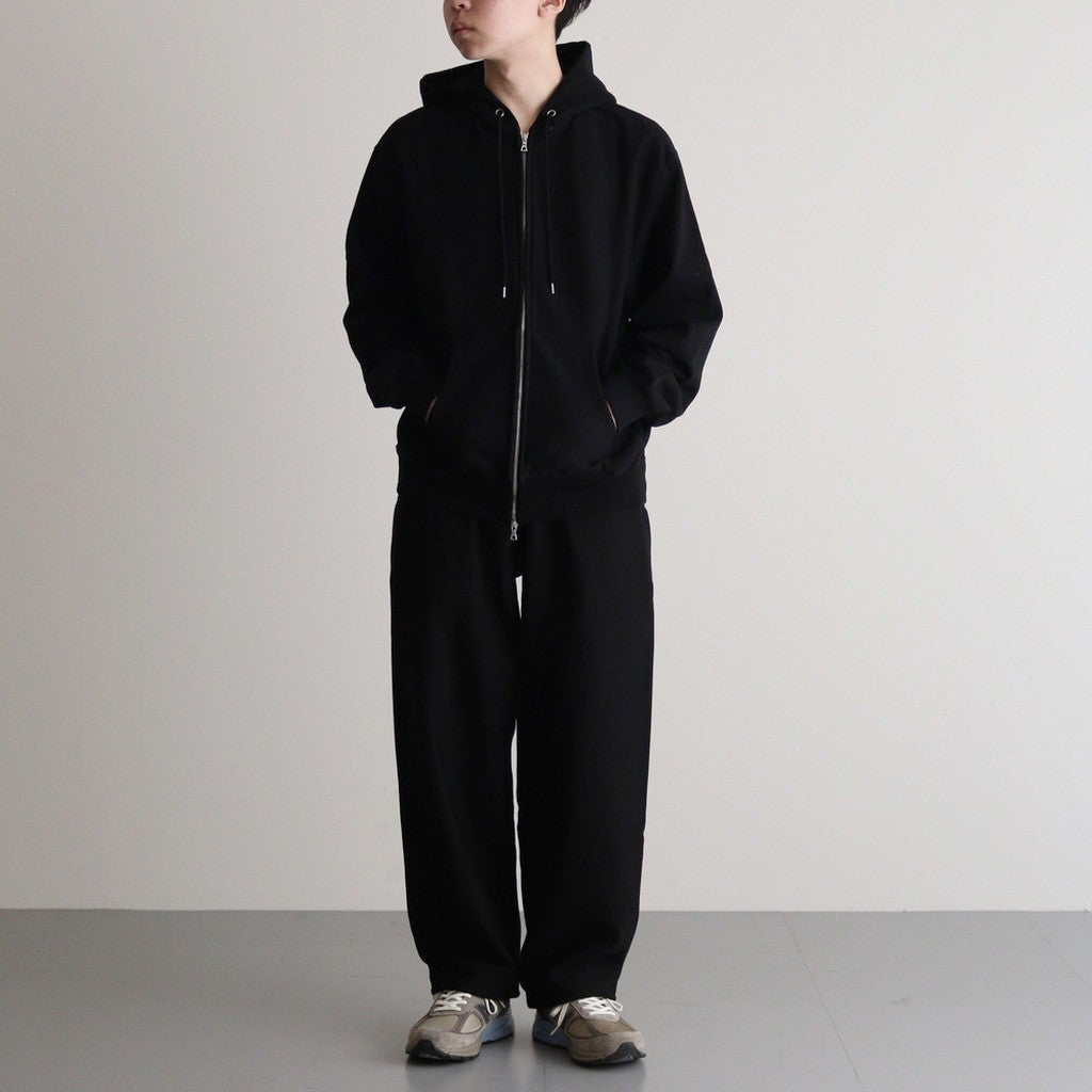 172cm 58kg　size : 3