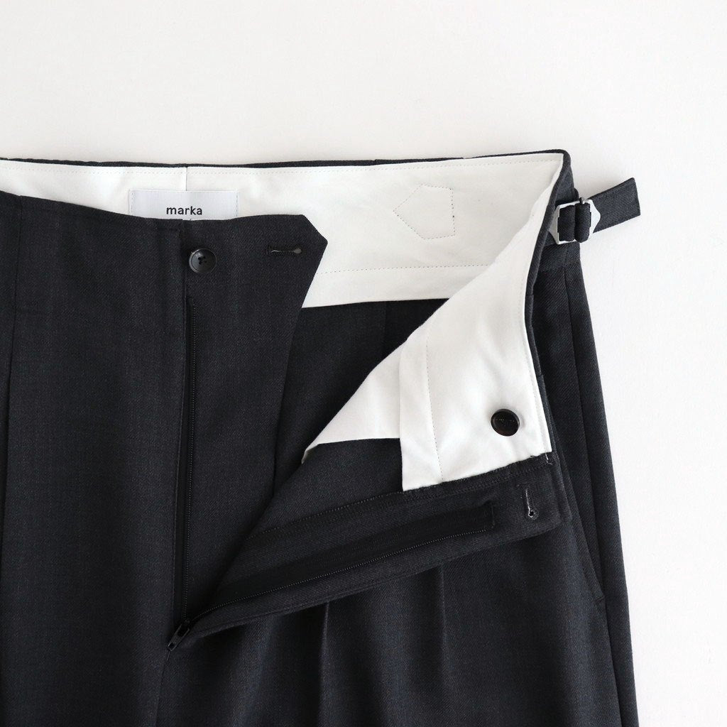 TWO TUCK MILITARY TROUSERS #CHARCOAL GRAY [M25C07PT01C]