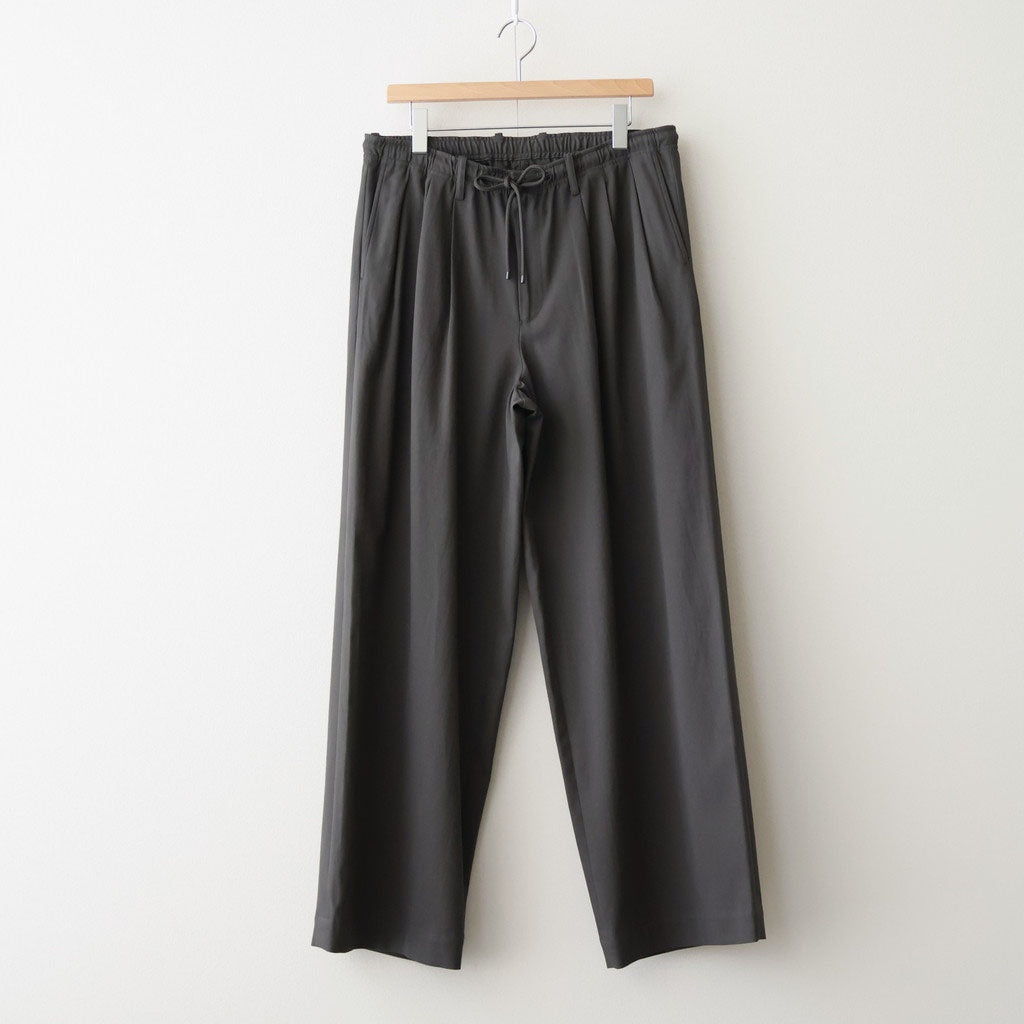 TRIPLE PLEATED EASY TROUSERS #CHARCOAL [A26A16PT02C]