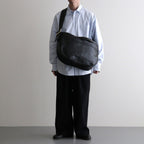 NEW NEWSPAPER BAG M #BLACK [BG-41-C-COW-5]