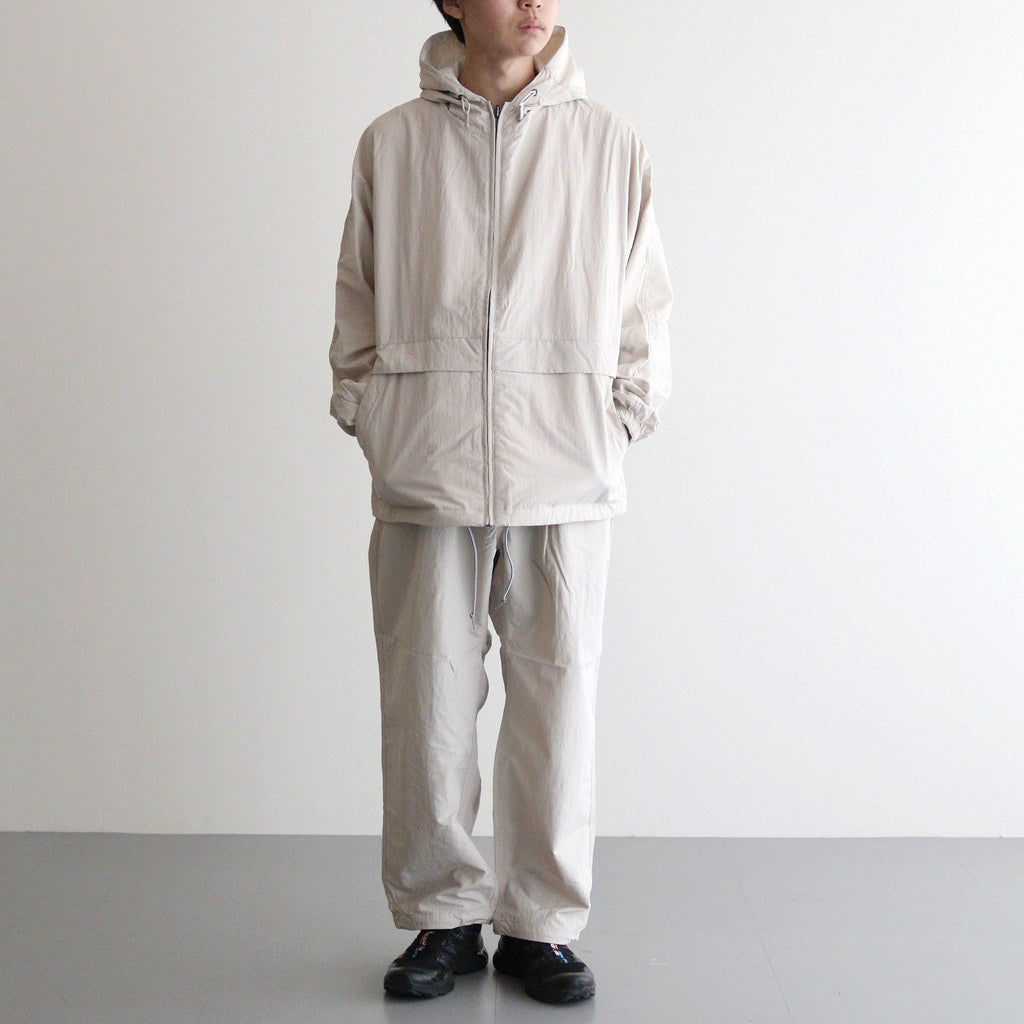 172cm 58kg　size : M