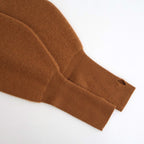 CASHMERE FOX FINGERHOLE BOAT NECK #CAMEL [BN-25FL-041]