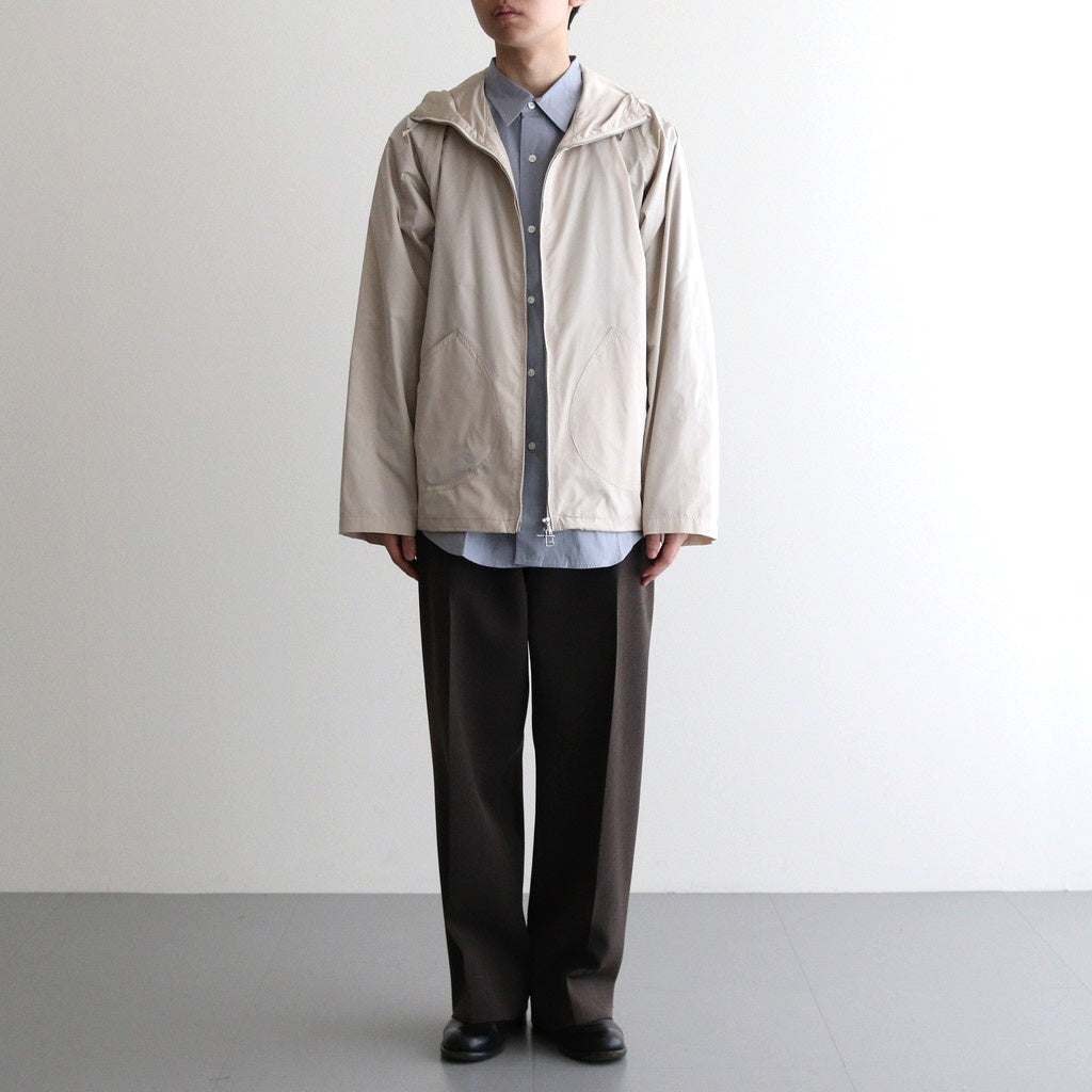 172cm 58kg　size : 40(L)