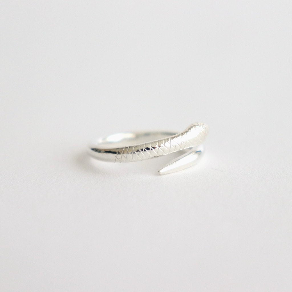 LUCIAN / SNAKE RING #SILVER/WHITE FINISH [OJ-AC13]