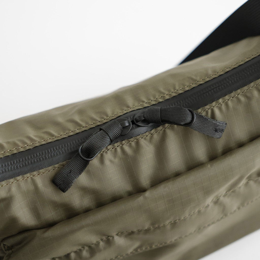 LC SHOULDER MINI_LITE #Olive [26f_LC04R]