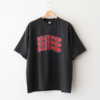 BRITPOP Print Tee WIDE #InkBlack×Red-PT [bROOTS25S34A]