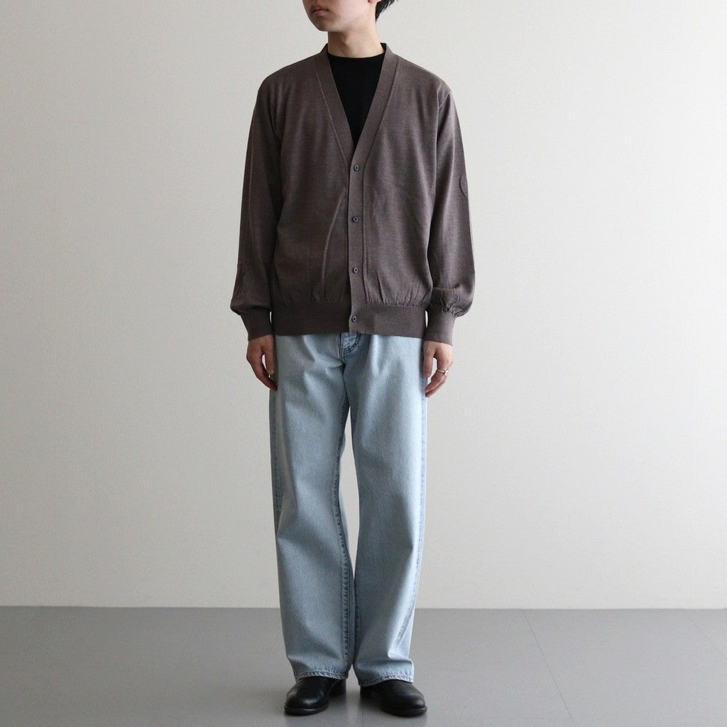 172cm 58kg　size : 2