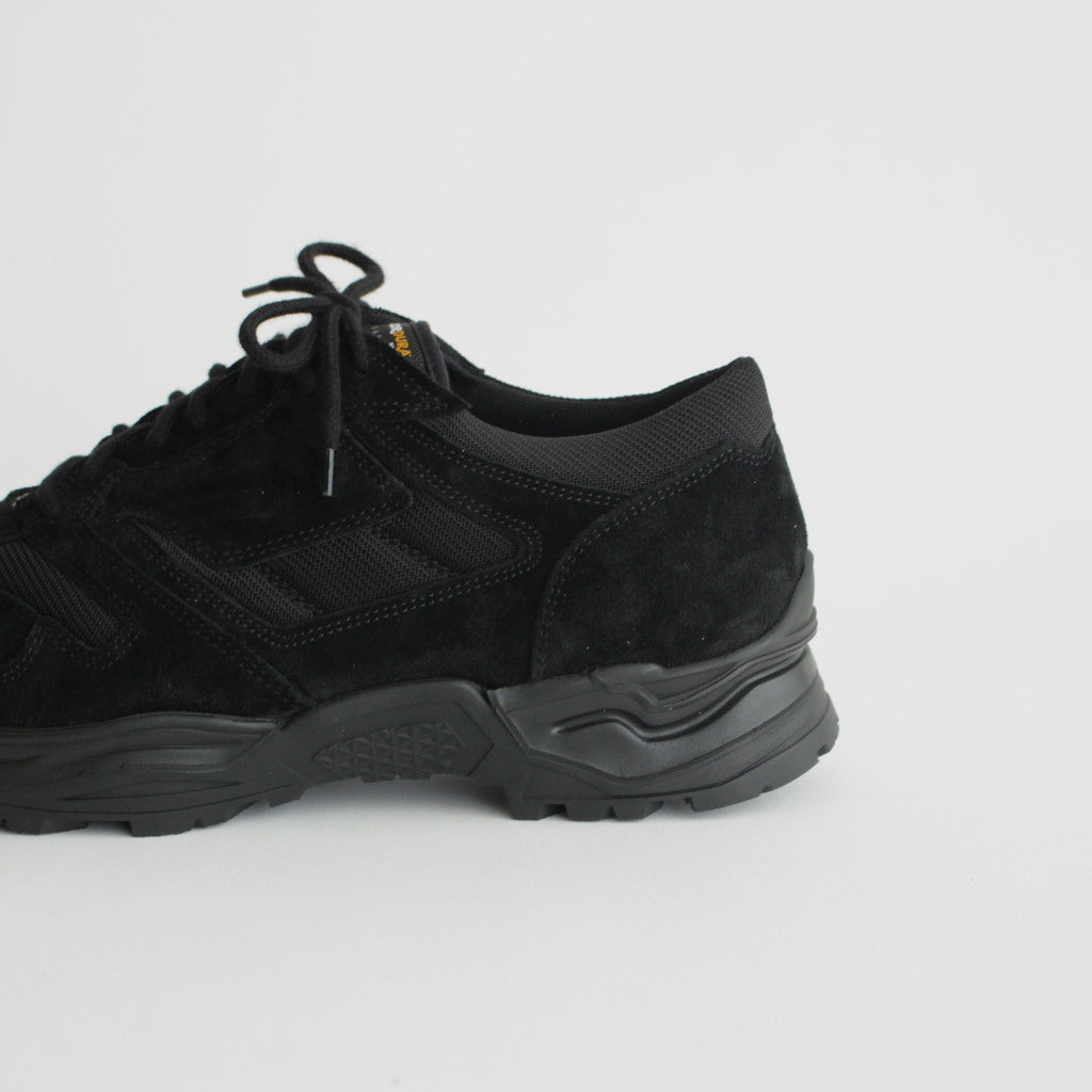 BRITISH MILITARY TRAINER #BLACK [1833CS]