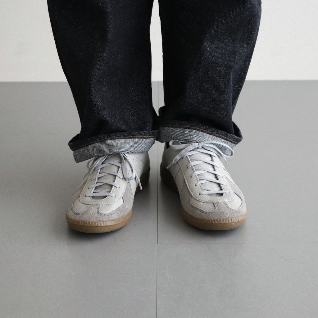 GERMAN MILITARY TRAINER #LIGHT GRAY [1700L]