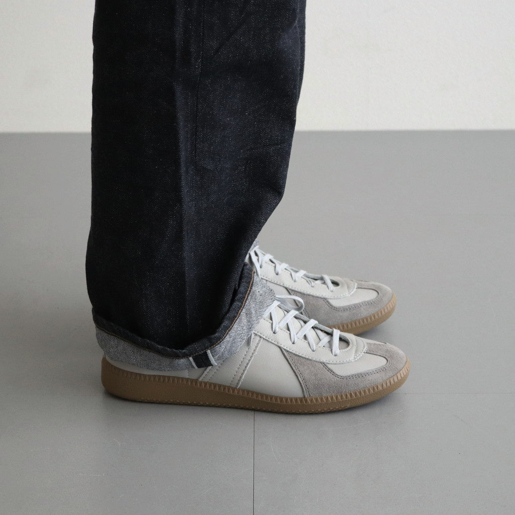 GERMAN MILITARY TRAINER #LIGHT GRAY [1700L]