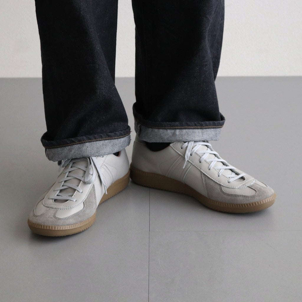 GERMAN MILITARY TRAINER #LIGHT GRAY [1700L]