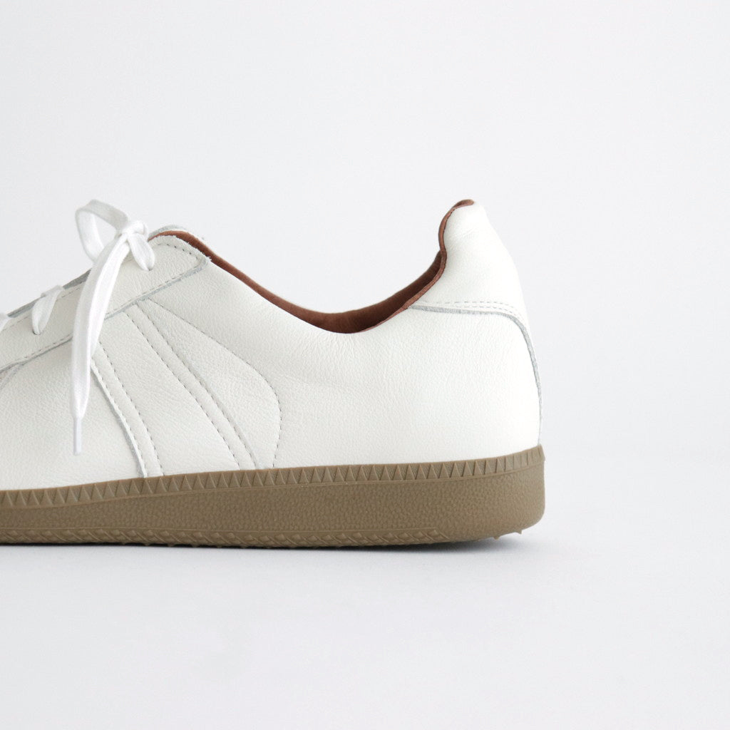 GERMAN MILITARY TRAINER #WHITE [1700L]