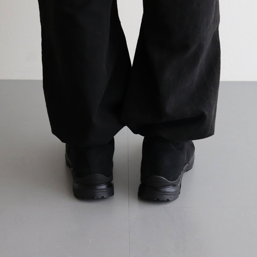 GERMAN MILITARY TRAINER #BLACK [1733CS]