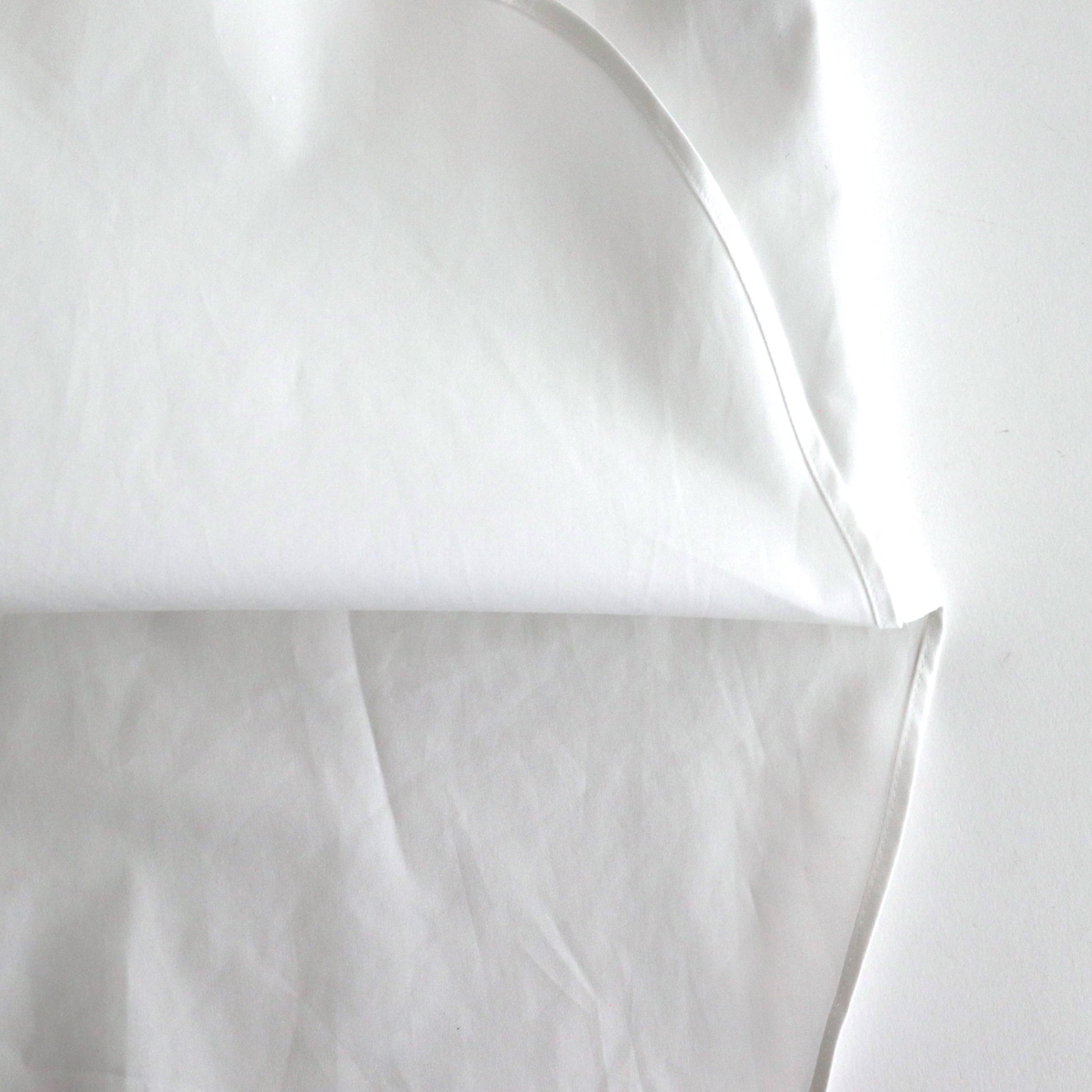 BOURRIENNE COTTON TYPEWRITER RUFFLE BL / NAMI #WHITE [16851 50110]