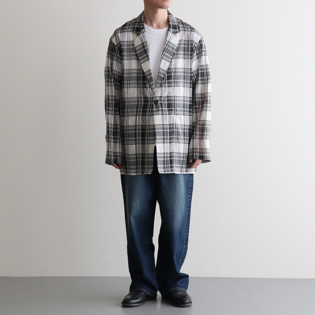 Nikki ESSENTIAL PIECES (Archives) – Diffusion