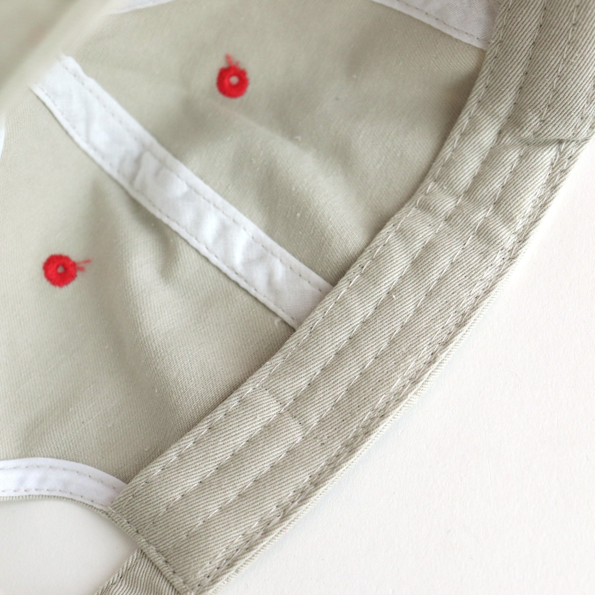 PIGMENT BASEBALL CAP #SAND/RED [DNS25H02]