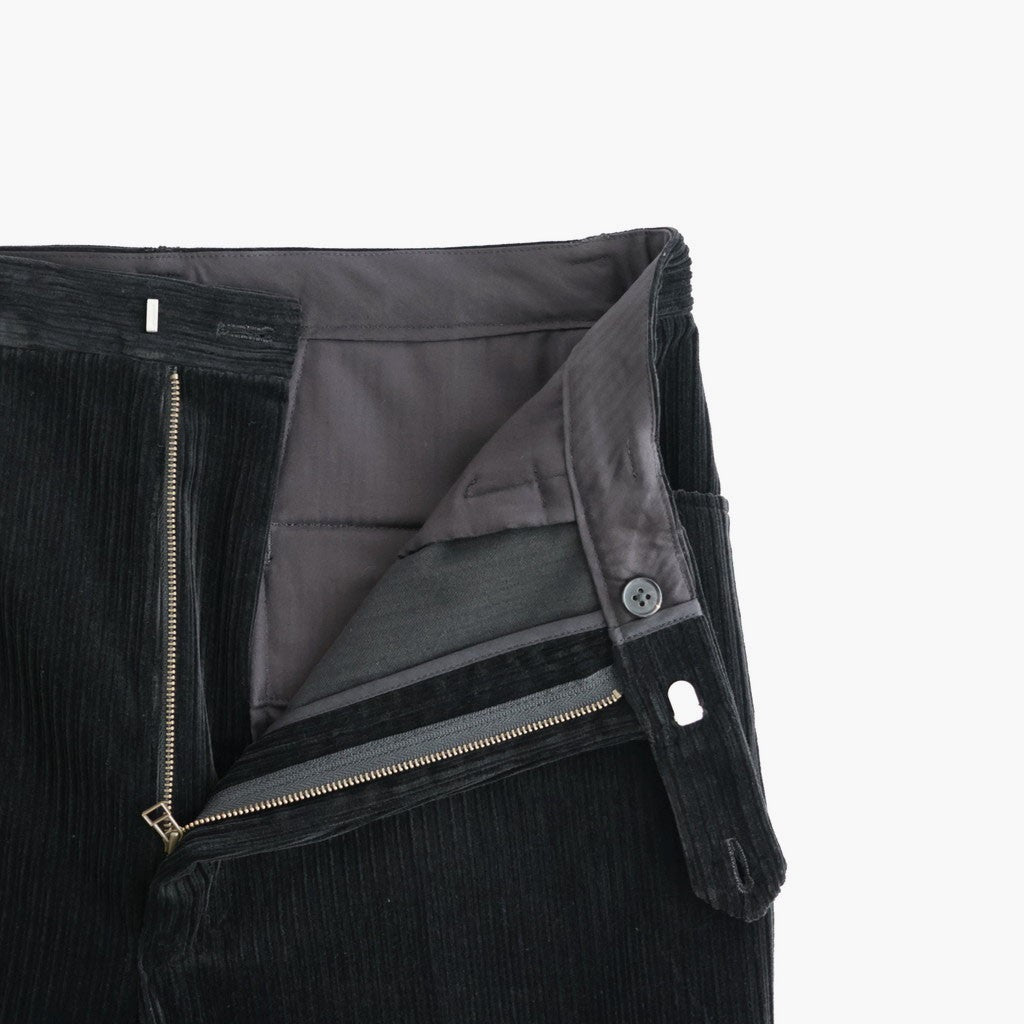 MIXED-WALE CORDUROY NOTUCK SLACKS #BLACK [26W-BIS-PT15]
