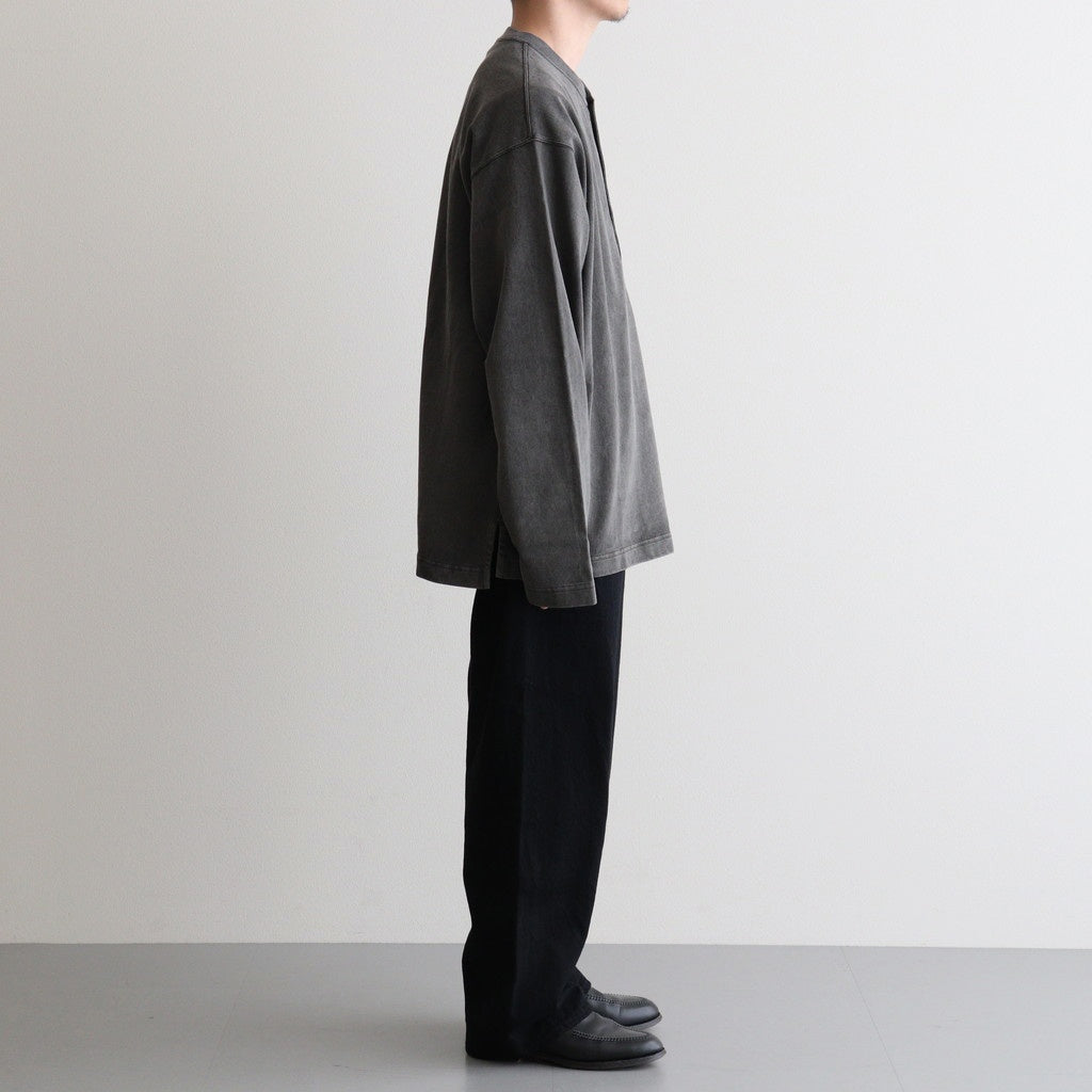 OPEN END COTTON PIGMENT DYE HENRY NECK P/O #020 CHARCOAL [17052 66024]