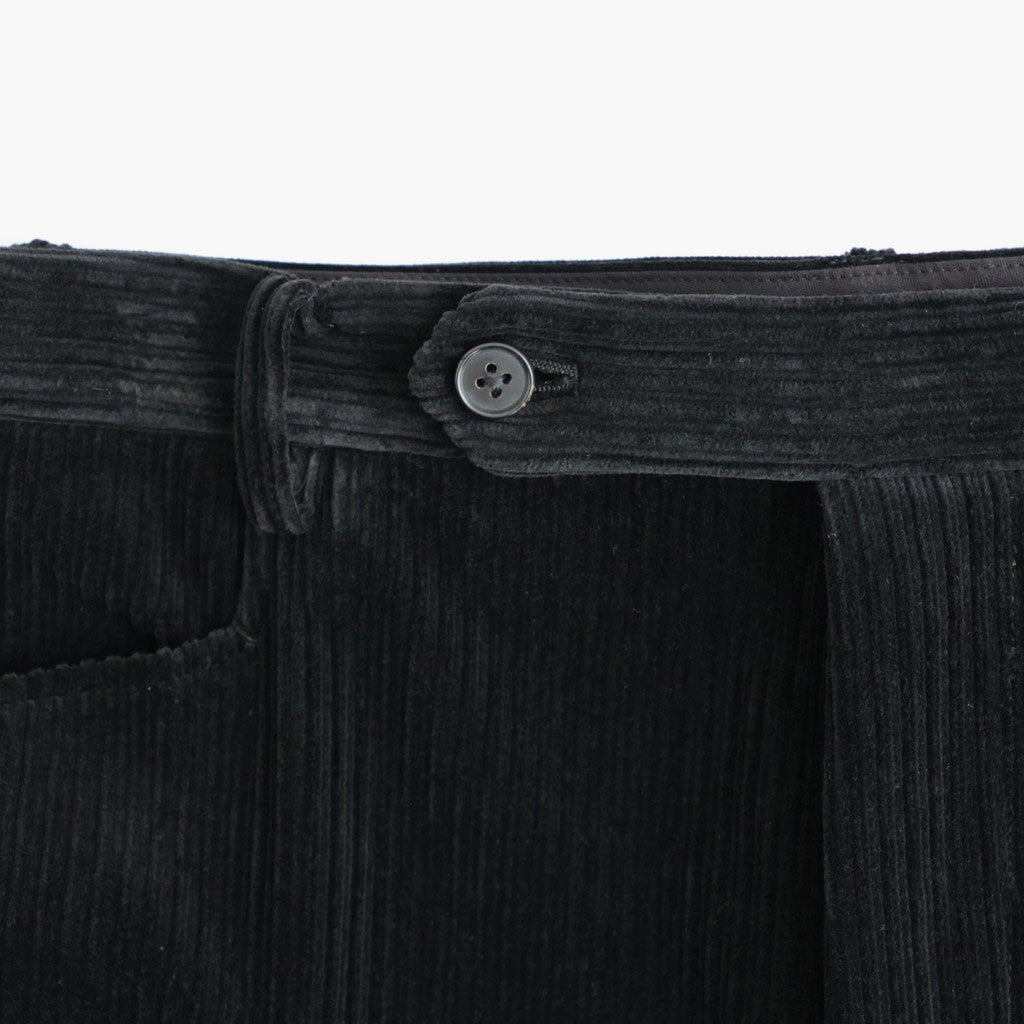 MIXED-WALE CORDUROY NOTUCK SLACKS #BLACK [26W-BIS-PT15]