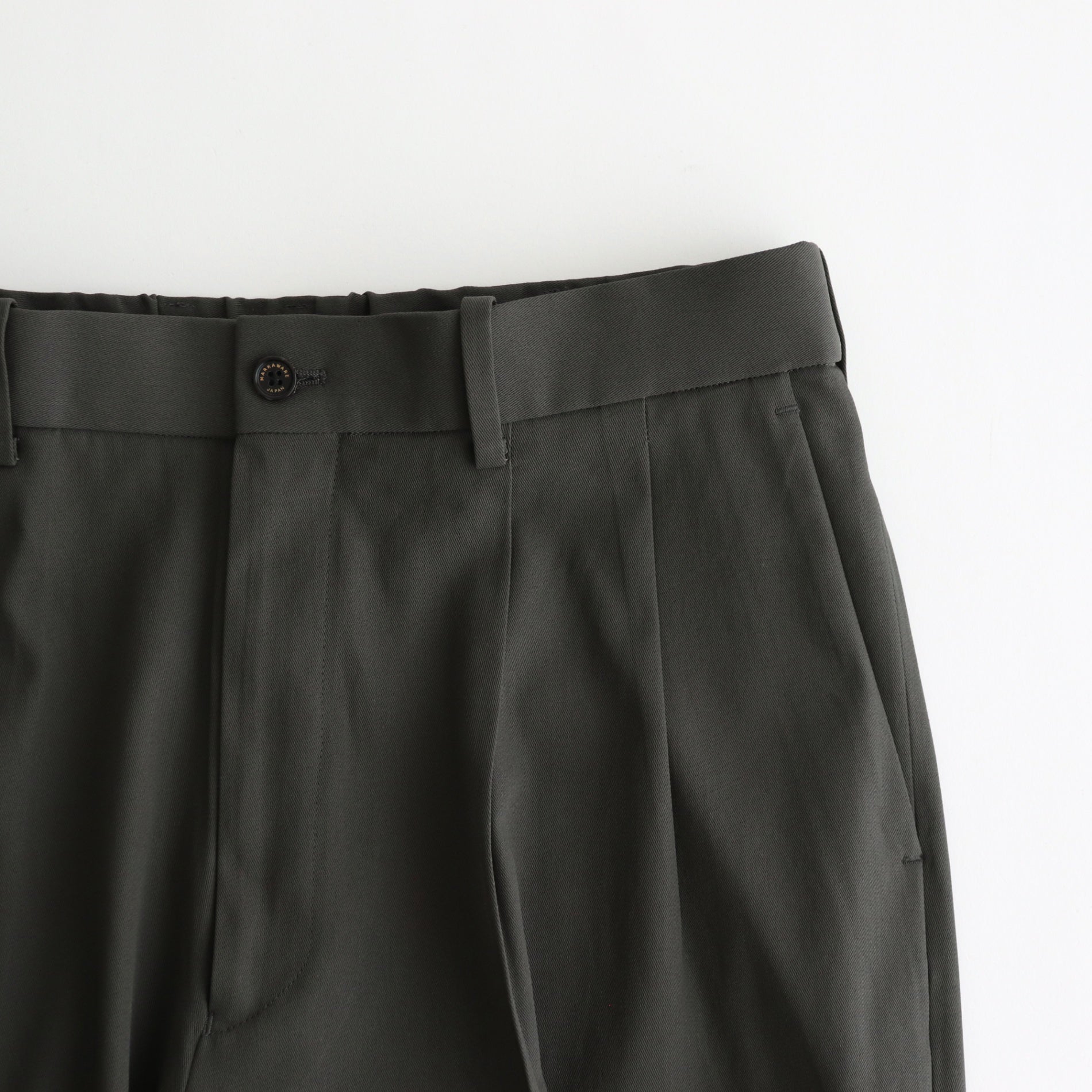 CLASSIC FIT DOUBLE PLEATED TROUSERS #DARK OLIVE [A25A05PT01C]