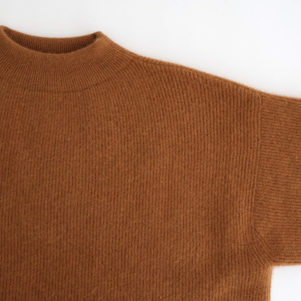 CASHMERE FOX FINGERHOLE BOAT NECK #CAMEL [BN-25FL-041]