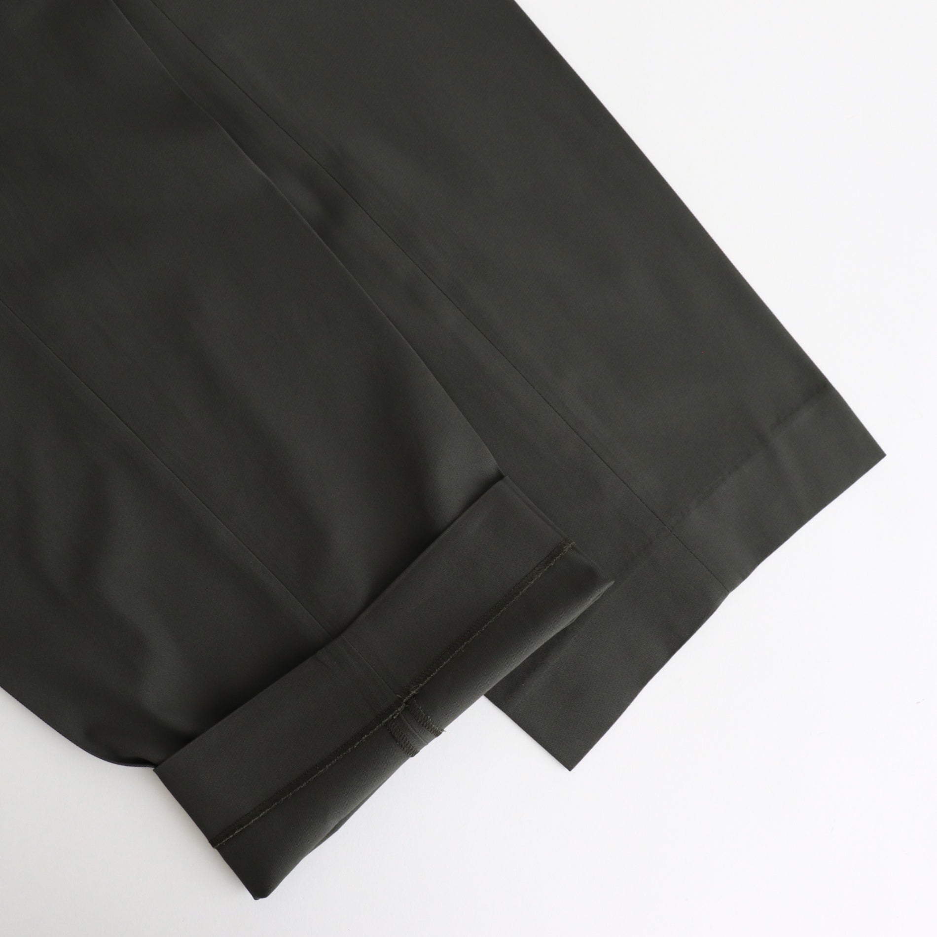 CLASSIC FIT DOUBLE PLEATED TROUSERS #DARK OLIVE [A25A05PT01C]