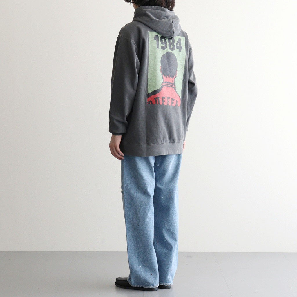 1984 PRINT PIGMENT HOODIE #CHARCOAL [DNA26T04]