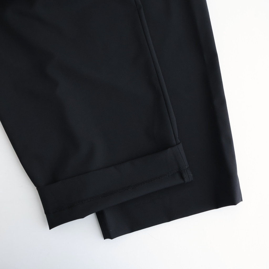 TRIPLE PLEATED WIDE TROUSERS #BLACK [A26A15PT03C]