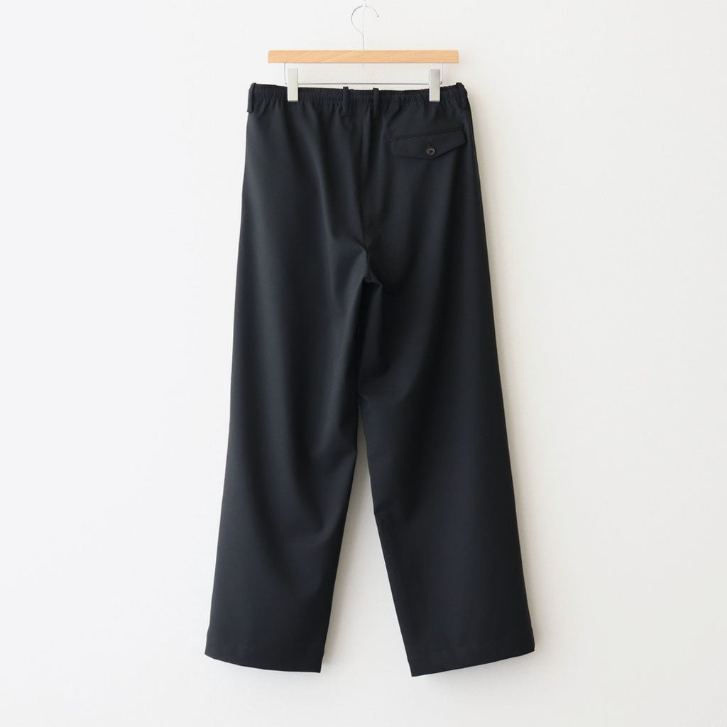 TRIPLE PLEATED EASY TROUSERS #BLACK [A25B03PT01C]