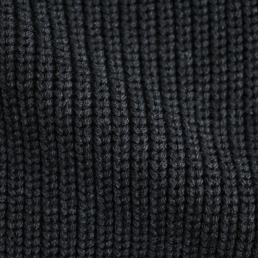 SIGNATURE CREW NECK #CHARCOAL [BN-26FM-047]