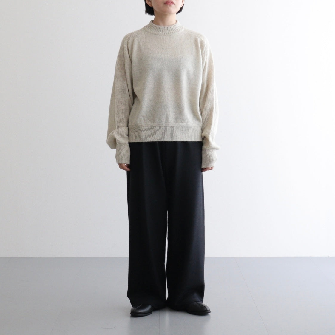 All-yak Crewneck #Ntural White [NEP-AW2408]