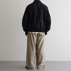 TRIPLE PLEATED EASY TROUSERS #KHAKI [A25A05PT03C]