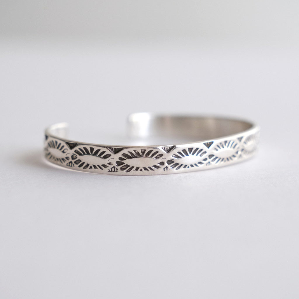 HENRY MARIANO スタンプバングル B #SILVER - Diffusion 三重県四日市