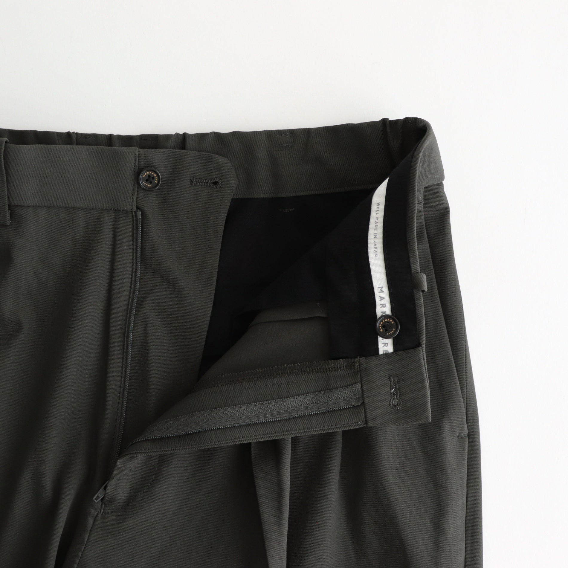 CLASSIC FIT DOUBLE PLEATED TROUSERS #DARK OLIVE [A25A05PT01C]