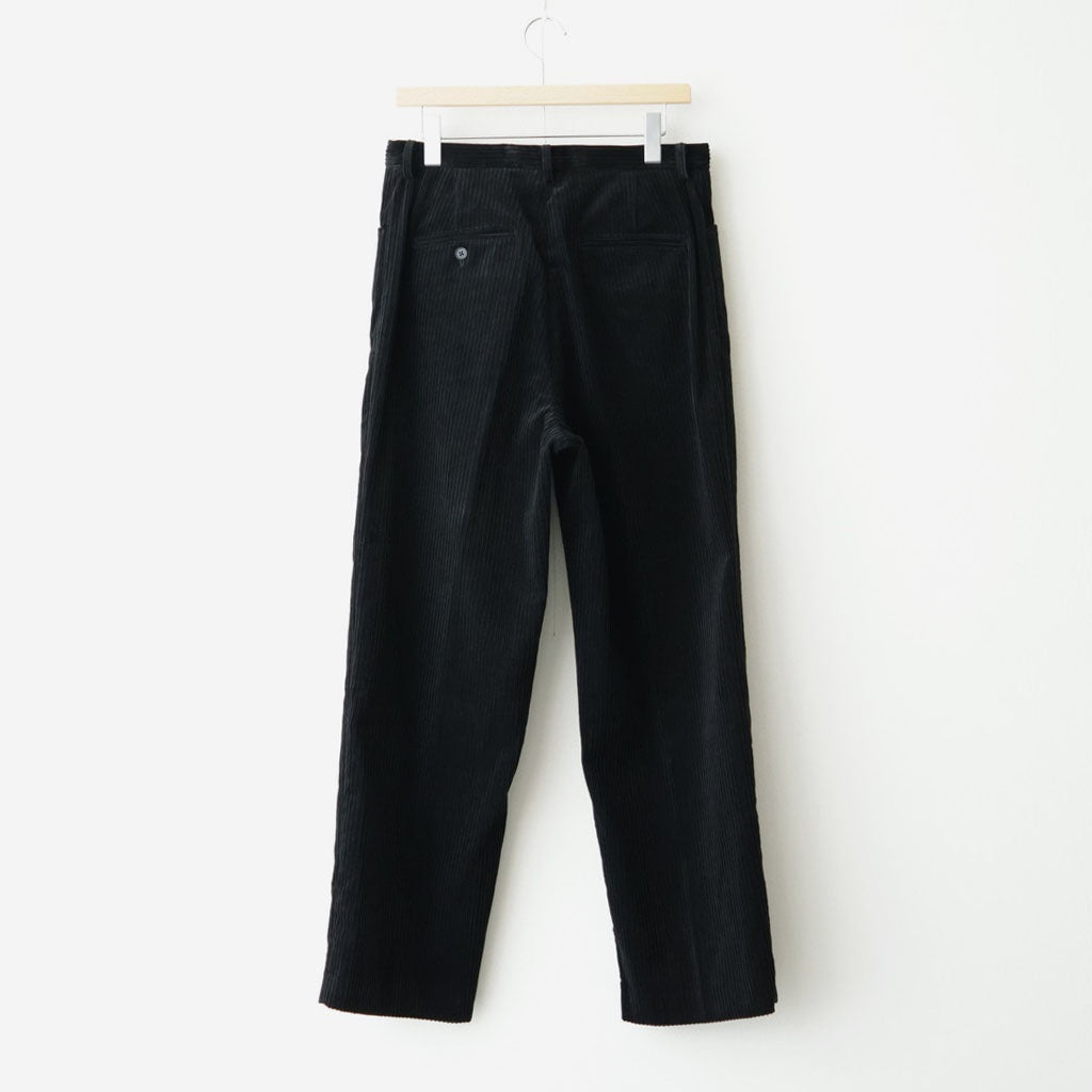 MIXED-WALE CORDUROY NOTUCK SLACKS #BLACK [26W-BIS-PT15]