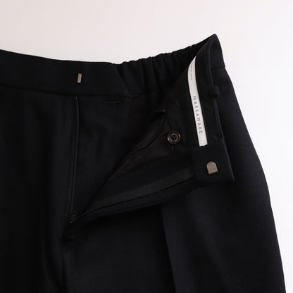 FLAT TAPERED TROUSERS #BLACK [A24C17PT01C]