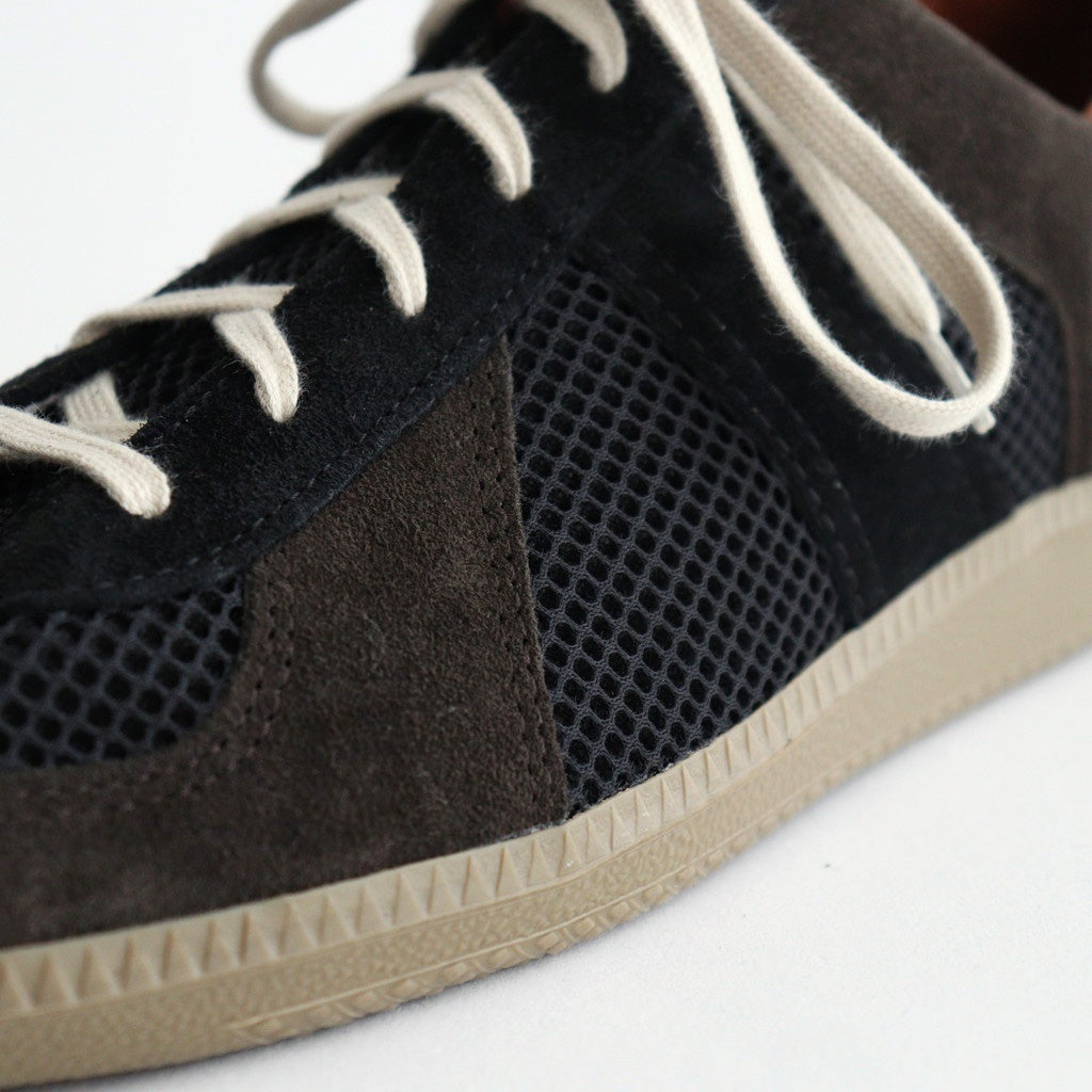 GERMAN MILITARY TRAINER #BLACK [1715FS]