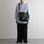 FLAP SHOULDER BAG M #BLACK [BG-30-C-COW-5]