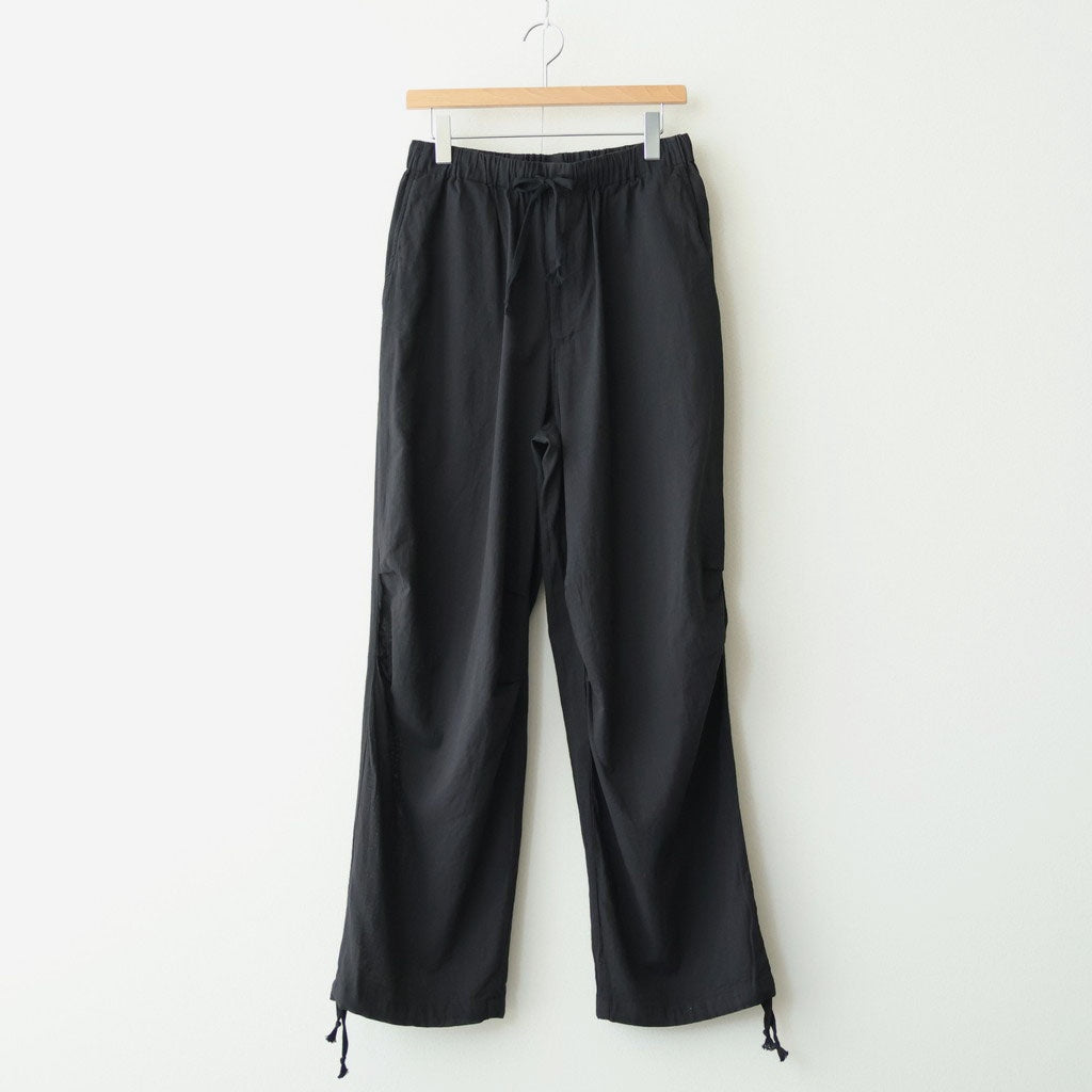 KNEE TUCK PANTS #BLACK [M26A16PT01C]